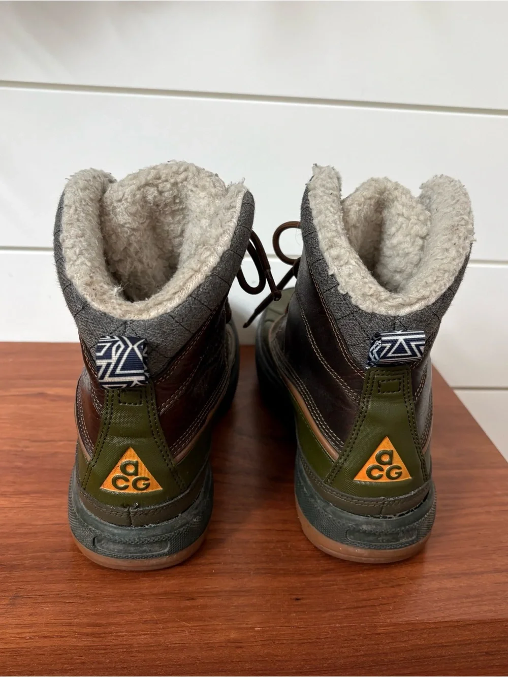 Nike ACG Woodside II Green Brown Duck Boots Men’s 8.5 Waterproof Fleece Hiking